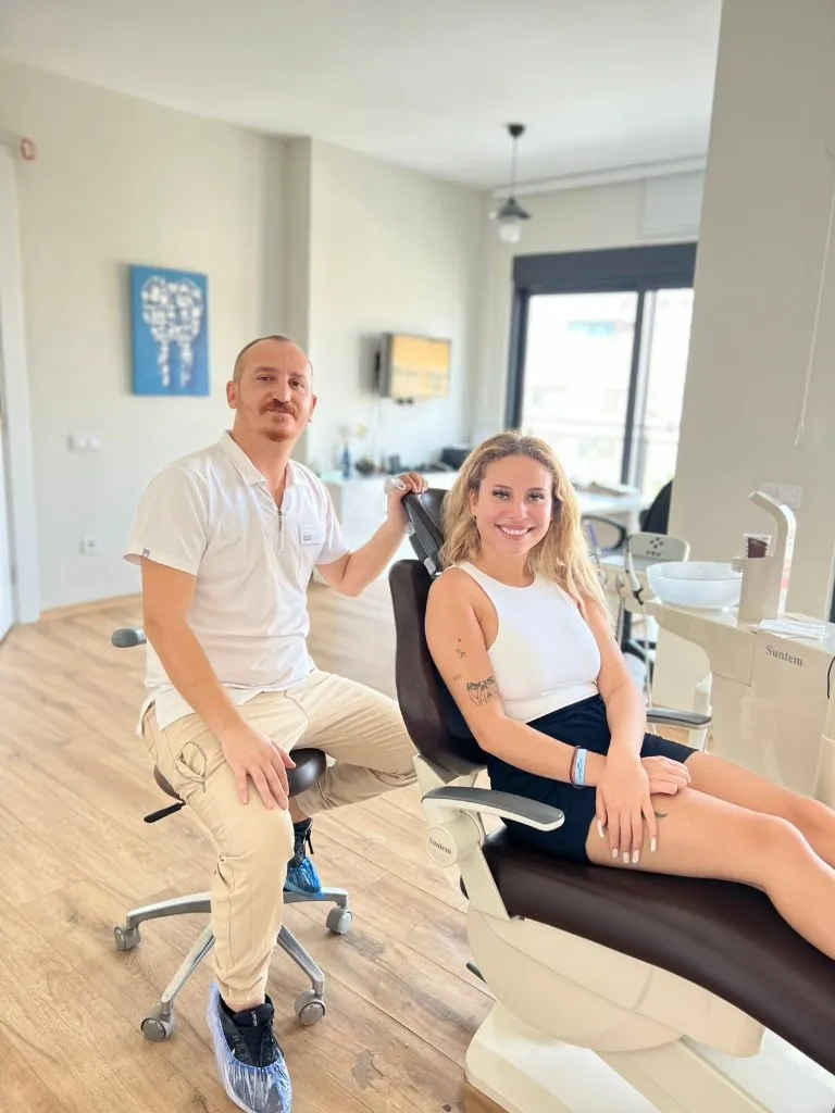 Patient with Dr. Yunusoğlu at the clinic